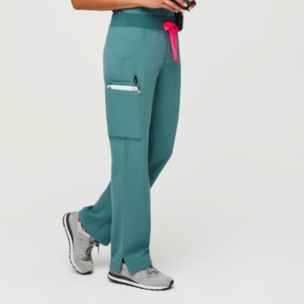 HYDROGREEN Figs Women's Kade Cargo Scrub Pants - S